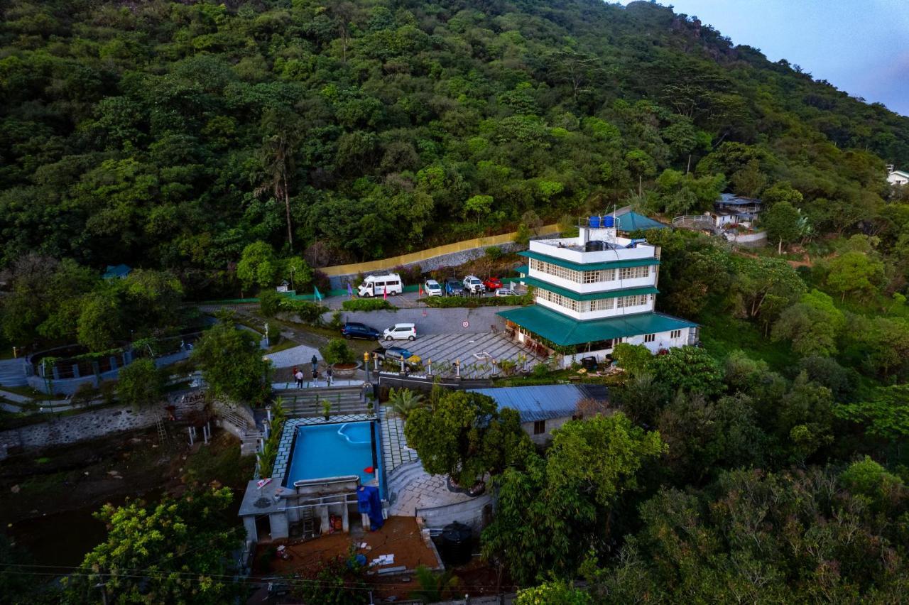 Tabor Hills Resort Vagamon Exterior photo